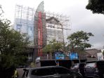 graha-persib-di-jalan-sulanjana-no-17-sedang-direnovasi_20171003_115713.jpg