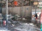 gudang-kapas-terbakar_a.jpg