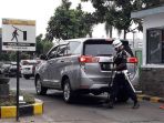h-3-lebaran-pengamanan-ekstra-sudah-mulai-diterapkan-di-stasiun-kota-bandung_20170622_173049.jpg