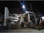 hancur-gempa.jpg