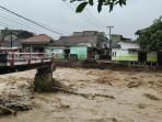 ilustrasi-JEMBATAN-putus-diterjang-banjir.jpg