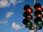 ilustrasi-lampu-merah_20180720_155304.jpg