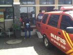 inafis-datangi-kelurahan-cisaranten-endah_20151126_121004.jpg