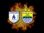 jadwal-persipura-jayapura-vs-persib-bandung-jangan-sampai-terlewat-catat-waktunya_20181014_091500.jpg
