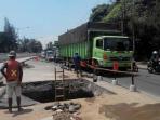 jalan-daan-mogot-ambrol.jpg