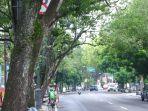 jalan-riau-kota-bandung-yang-biasanya-padat-kini-jadi-lengang-selasa-2432020.jpg