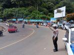jalur-puncak-bogor-lancar-jaya.jpg