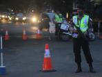 jalur-puncak-ditutup-malam-tahun-baru-2015.jpg