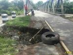 jembatan-cibuni-jembatan-amblas_20171121_080126.jpg