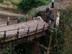 jembatan-leuwikeris-cianjur.jpg