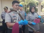 kapolres-bandung-akbp-indra-hermawan-ekspos-anak-aniaya-istri-dan-ibu_20180509_105022.jpg