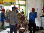 kelas-SDN-Sadingtaman-kena-longsor-1.jpg