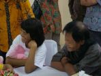 keluarga-joni-isa-sari-melahirkan-di-gang-sempit_20170616_145402.jpg