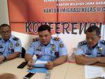 kepala-kantor-imigrasi-kelas-ii-cirebon-m-tito-andrianto.jpg