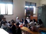 komunitas-mataharikecil-mengajar-di-smp-terbuka-firdaus.jpg