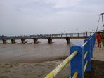 kondisi-sungai-cimanuk-di-bendung-waledan-indramayu-kamis-622020.jpg