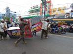 lapak-pkl-di-trotoar-jalan-raya-siliwangi_skbm.jpg