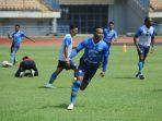 latihan-persib_ardi-idrus-dkk.jpg