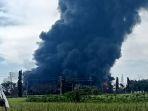 ledakan-dari-tangki-t-3101g-saat-kejadian-hujan-dan-petir-4-warga-yang-melintas-derita-luka-bakar.jpg