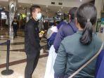 masuk-mall-bip-bandung-pengunjung-dicek-suhu-tubuh.jpg