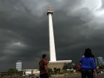 mendung-di-langit-jakarta.jpg