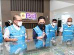 menteri-bumn-erick-thohir-meninjau-langsung-fasilitas-produksi-oksigen-di-pltgu-muara-karang.jpg