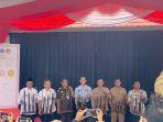 meresmikan-lembur-cepot-juara.jpg