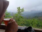 minum-teh-di-garutt.jpg