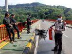 motor-terbakar-di-jembatan-orange-perbatasan-maniis-plered-purwakarta.jpg