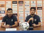 nil-maizar-dalam-sesi-jumpa-pers-di-graha-persib.jpg