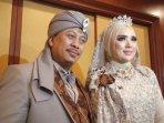 opick-dan-istri-barunya-bebi-silvana-menggelar-resepsi-pernikahan.jpg