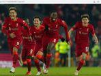 para-pemain-liverpool-merayakan-kemenangan-di-piala-liga-inggris.jpg