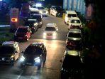 parkir-di-bahu-jalan-Tol-Cipali.jpg