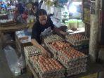 pedagang-telur-pasar-rebo.jpg