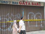 pejalan-kaki-lewati-toko-emas-dirampok.jpg