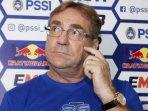 pelatih-persib-bandung-robert-rene-albert_1.jpg