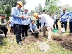 peletakan-batu-pertama-taman-dan-gedung-parkir-di-lahan-pdam_20170317_193823.jpg