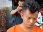 pemuda-yang-mencuri-uang-di-dalam-kotak-amal-masjid-di-Cirebon.jpg