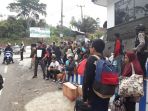 pemudik-terlantar_20170623_131944.jpg