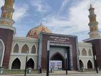 penampakan-masjid-agung-al-imam-majalengka-jawa-barat-selasa-542022.jpg