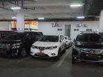 penampakan-tiga-dari-lima-mobil-arteria-dahlan-yang-terparkir-di-basement-nusantara-ii-dpr.jpg