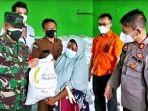 penyaluran-beras-bansos-di-rancaudik-subang.jpg