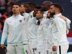 penyerang-portugal-cristiano-ronaldo-kiri-menyanyikan-lagu-kebangsaan-portugal.jpg