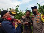 personel-satpol-pp-kbb-saat-menceritakan-nasibnya-kepada-polisi-setelah-mereka-dirumahkan.jpg