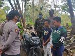 petugas-memberhentikan-sejumlah-wisatawan-yang-hendak-mengunjungi-objek-wisata.jpg