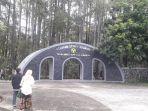 pintu-masuk-tahura-ir-h-djuanda-bandung.jpg
