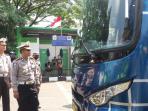 polisi-temukan-bus-bermasalah-di-terminal-leuwipanjang_20160907_133159.jpg