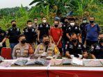 polres-tangerang-selatan-ungkap-kasus-pembunuhan-berencana.jpg