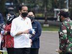 presiden-joko-widodo-bagikan-obat-isoman-gratis.jpg