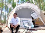 presiden-republik-indonesia-joko-widodo-duduk-di-depan-tenda.jpg